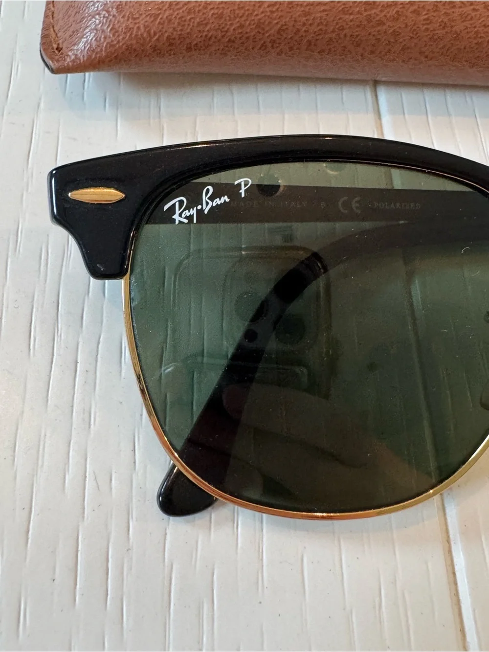 Ray-Ban Clubmaster Classic Polarized Sunglasses RB3016 901/58 (51-21)